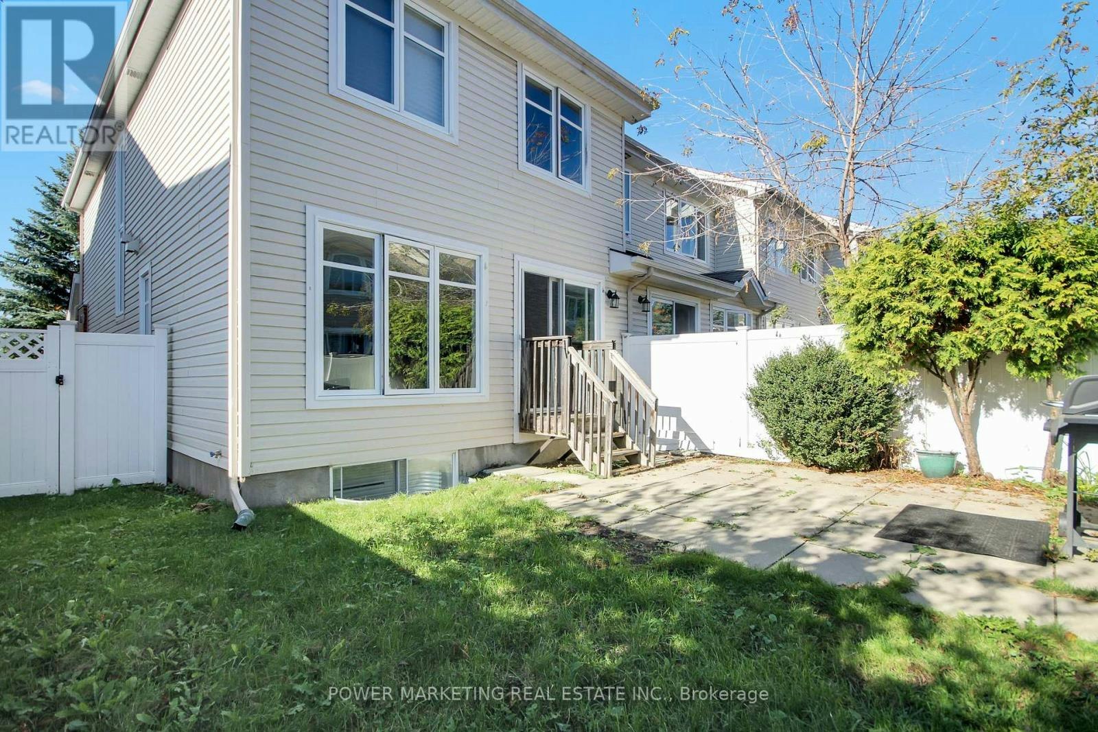 207 Hidden Meadow Avenue, Ottawa, ON, K1T 0C2 - 39