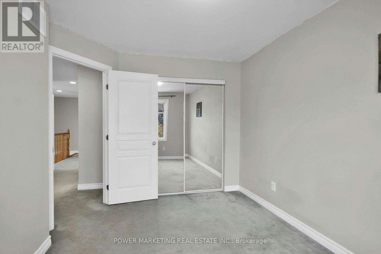 207 Hidden Meadow Avenue, Ottawa, ON, K1T 0C2 - 34