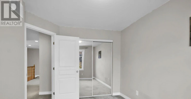 207 Hidden Meadow Avenue, Ottawa, ON, K1T 0C2 - 34