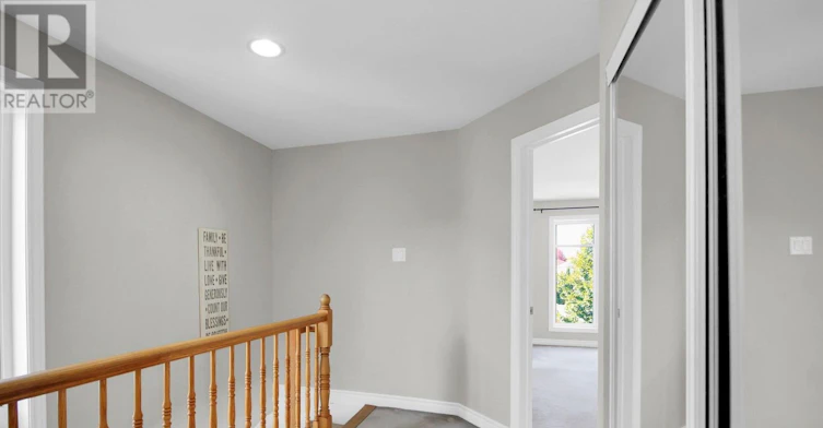 207 Hidden Meadow Avenue, Ottawa, ON, K1T 0C2 - 23