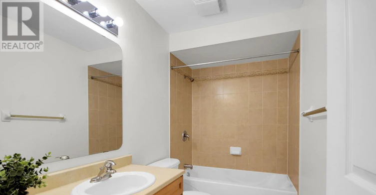207 Hidden Meadow Avenue, Ottawa, ON, K1T 0C2 - 35