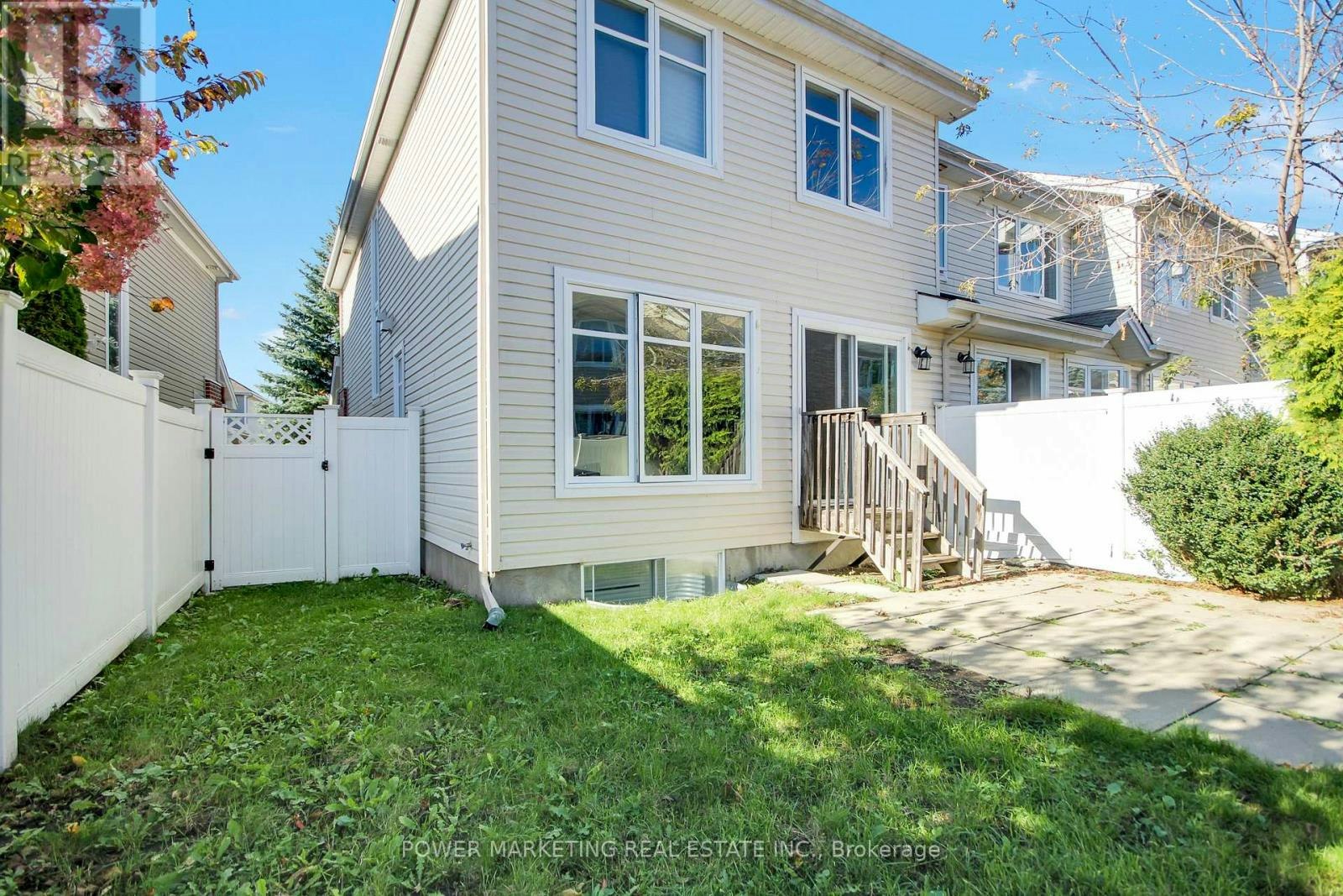 207 Hidden Meadow Avenue, Ottawa, ON, K1T 0C2 - 41