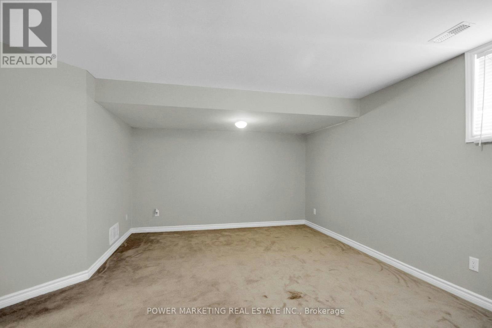 207 Hidden Meadow Avenue, Ottawa, ON, K1T 0C2 - 38