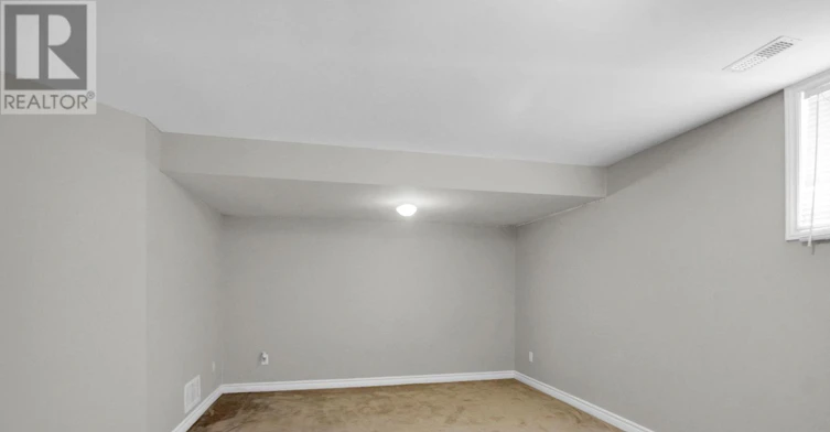 207 Hidden Meadow Avenue, Ottawa, ON, K1T 0C2 - 38