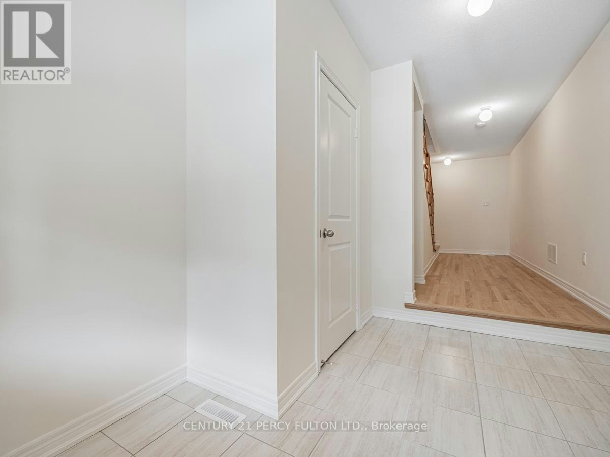 7 Nimmo Lane, Ajax, ON, L1S 0H2 - 3