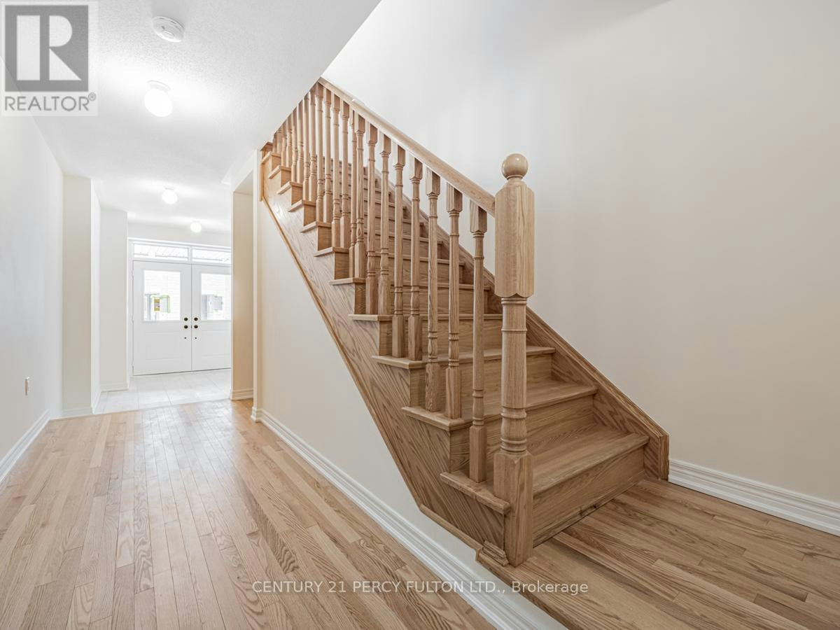 7 Nimmo Lane, Ajax, ON, L1S 0H2 - 4