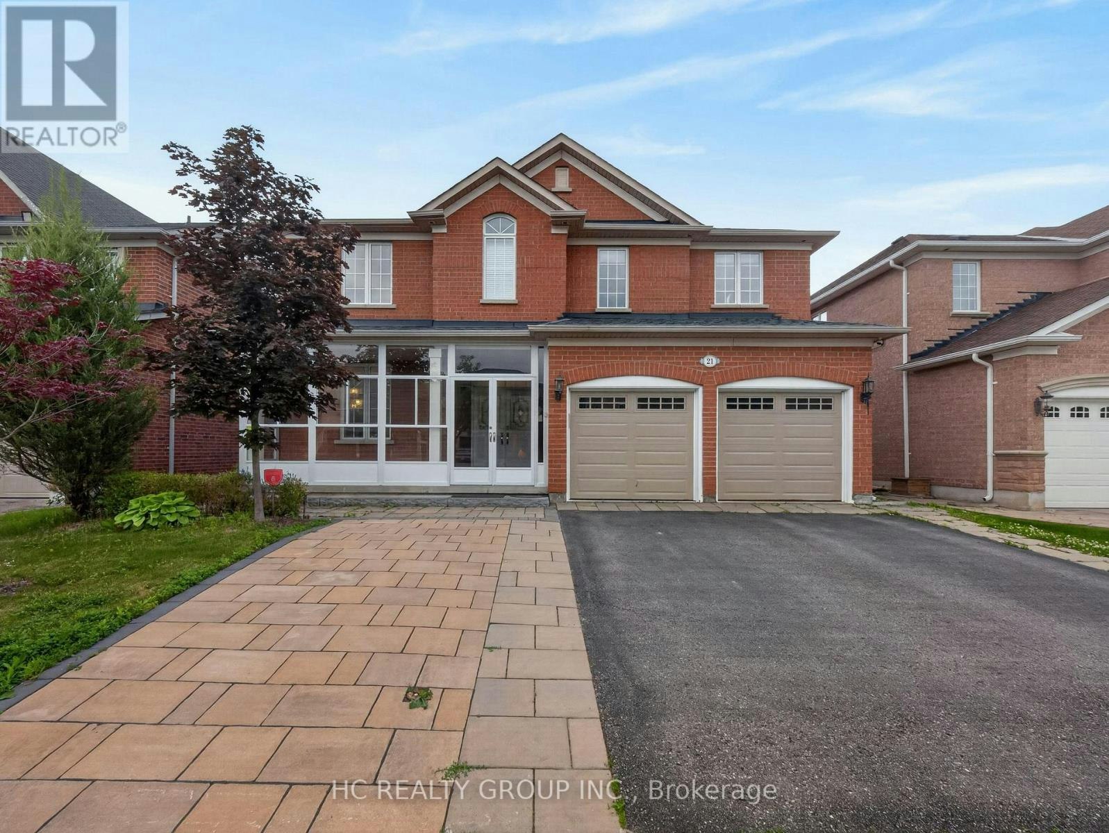 21 Wolf Trail Crescent, Richmond Hill, ON, L4E 4K1