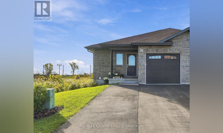 32 Cortland Crescent