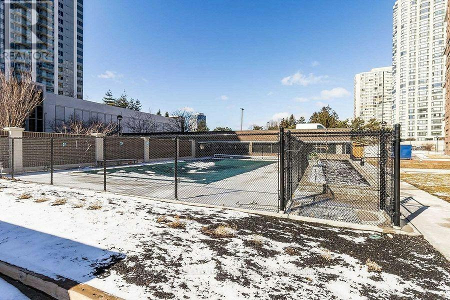 1101-4 Lisa Street, Brampton, ON, L6T 4B6 - 31