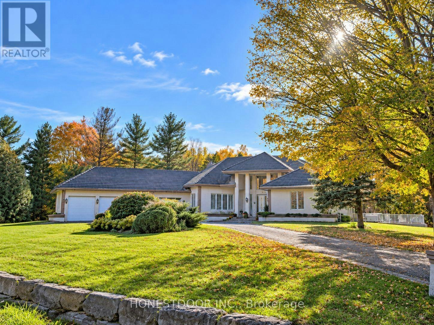 5851 Knights Drive, Manotick, ON, K4M 1K3
