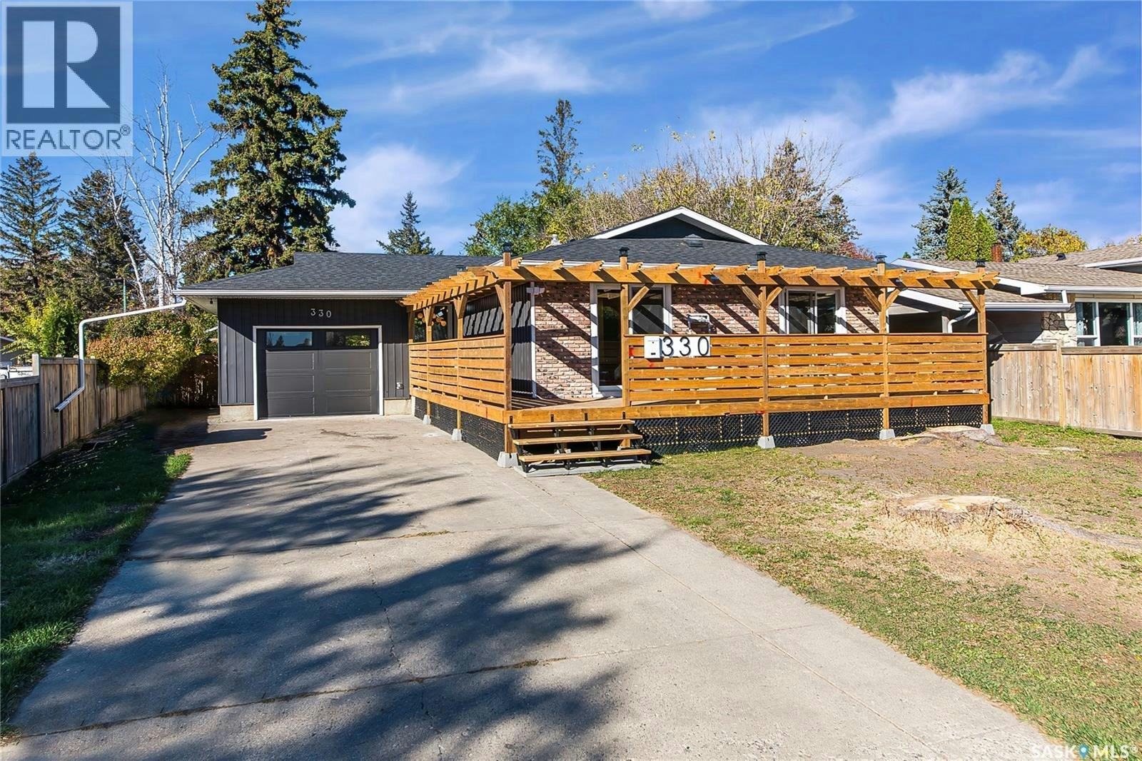330 Acadia Drive, Saskatoon, SK, S7H 3V6