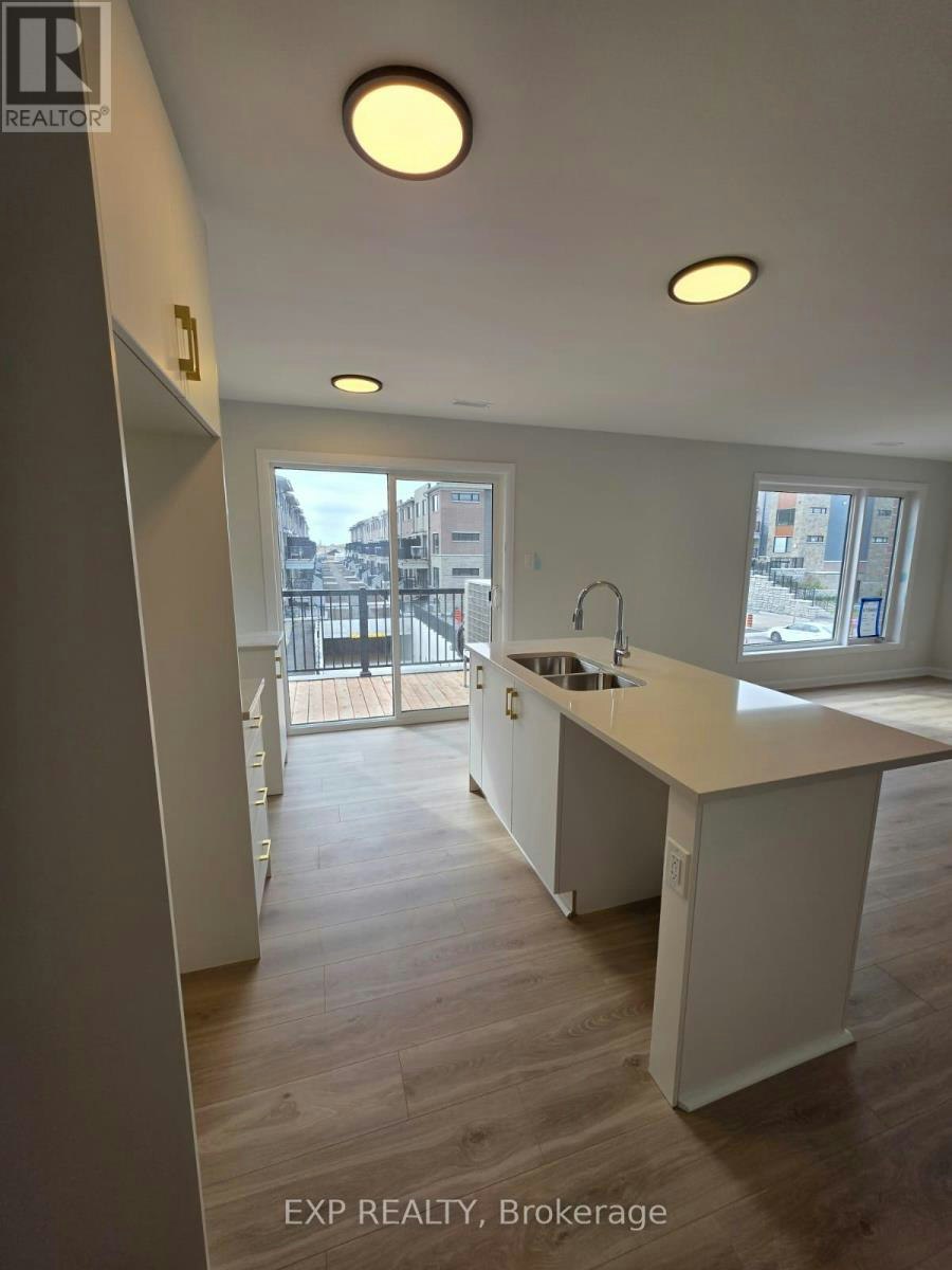 10-201 Glenroy Gilbert Drive, Ottawa, ON, K2J 5W2 - 2