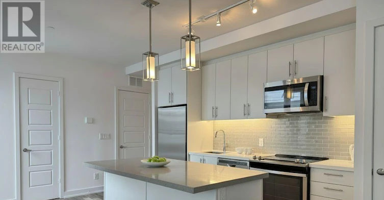 99-303 Broward Way, Innisfil, ON, L9S 0M6 - 3