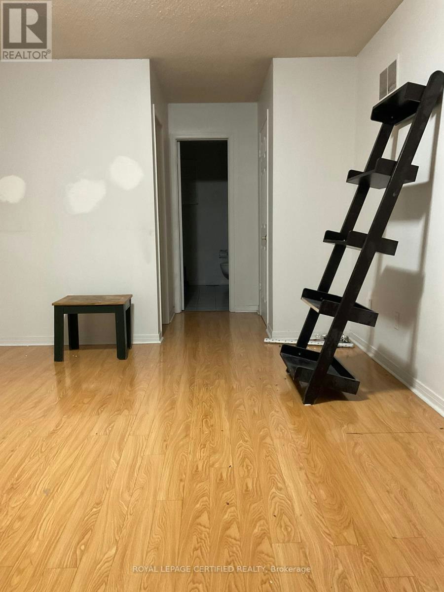 UPPER-211 Macedonia Crescent, Mississauga, ON, L5B 3R8 - 20