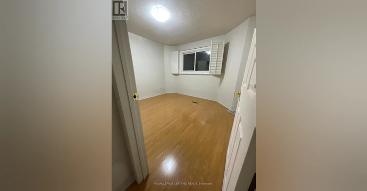 UPPER-211 Macedonia Crescent, Mississauga, ON, L5B 3R8 - 17