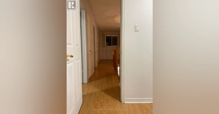 UPPER-211 Macedonia Crescent, Mississauga, ON, L5B 3R8 - 13