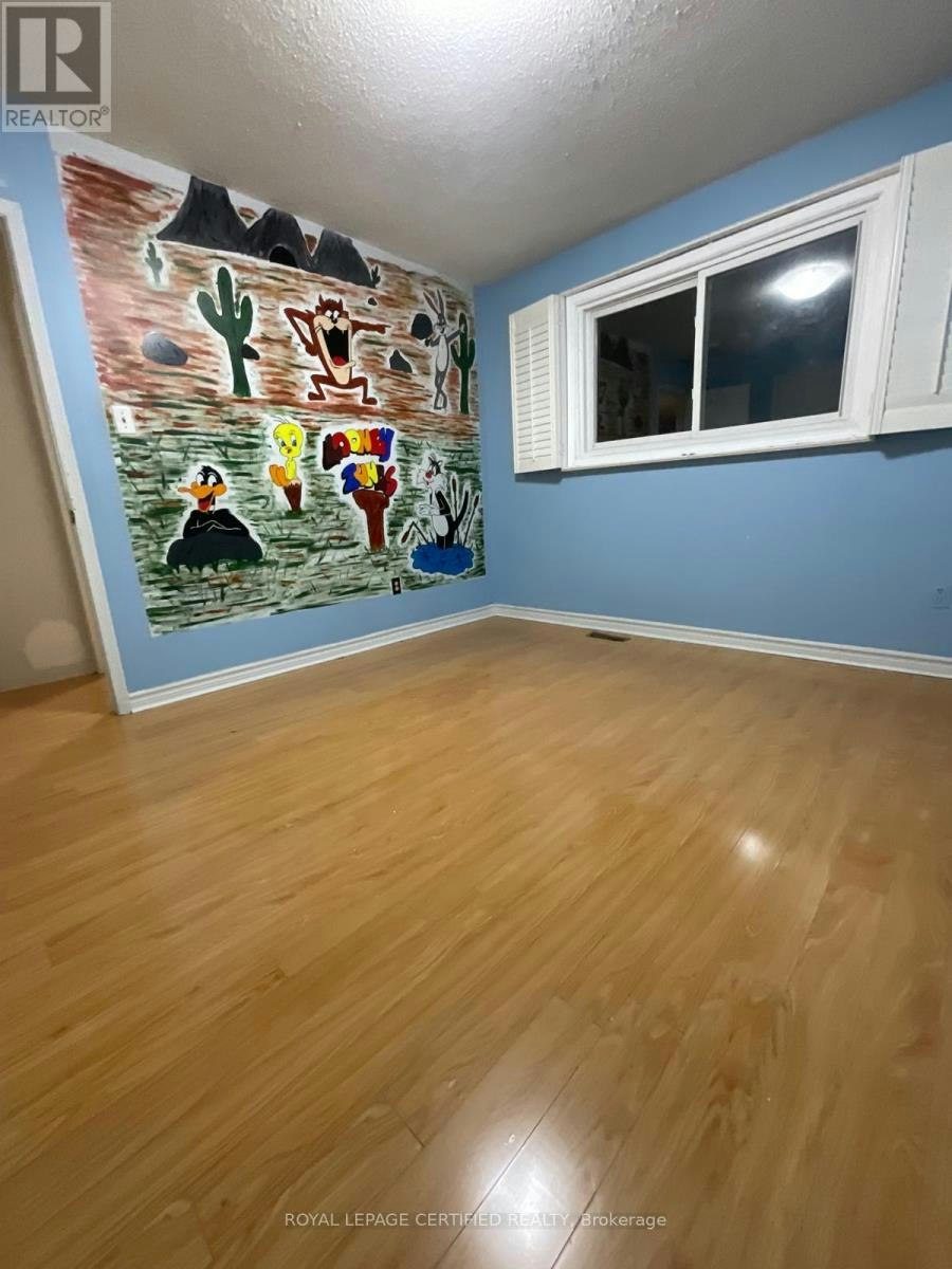 UPPER-211 Macedonia Crescent, Mississauga, ON, L5B 3R8 - 30