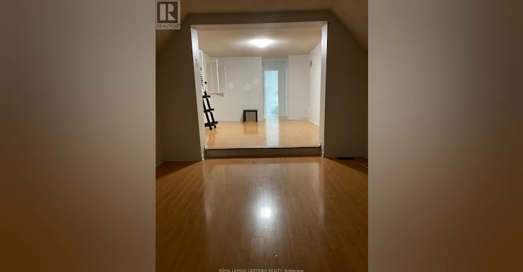 UPPER-211 Macedonia Crescent, Mississauga, ON, L5B 3R8 - 21