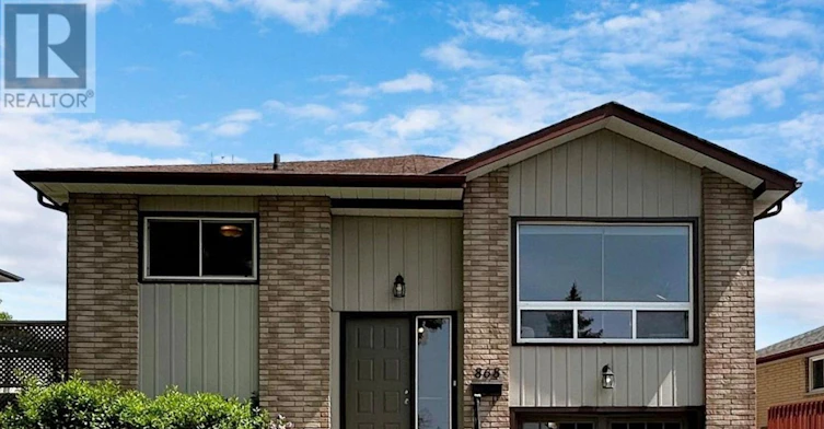 BSMT-868 Roundelay Drive, Oshawa, ON, L1J 7T9