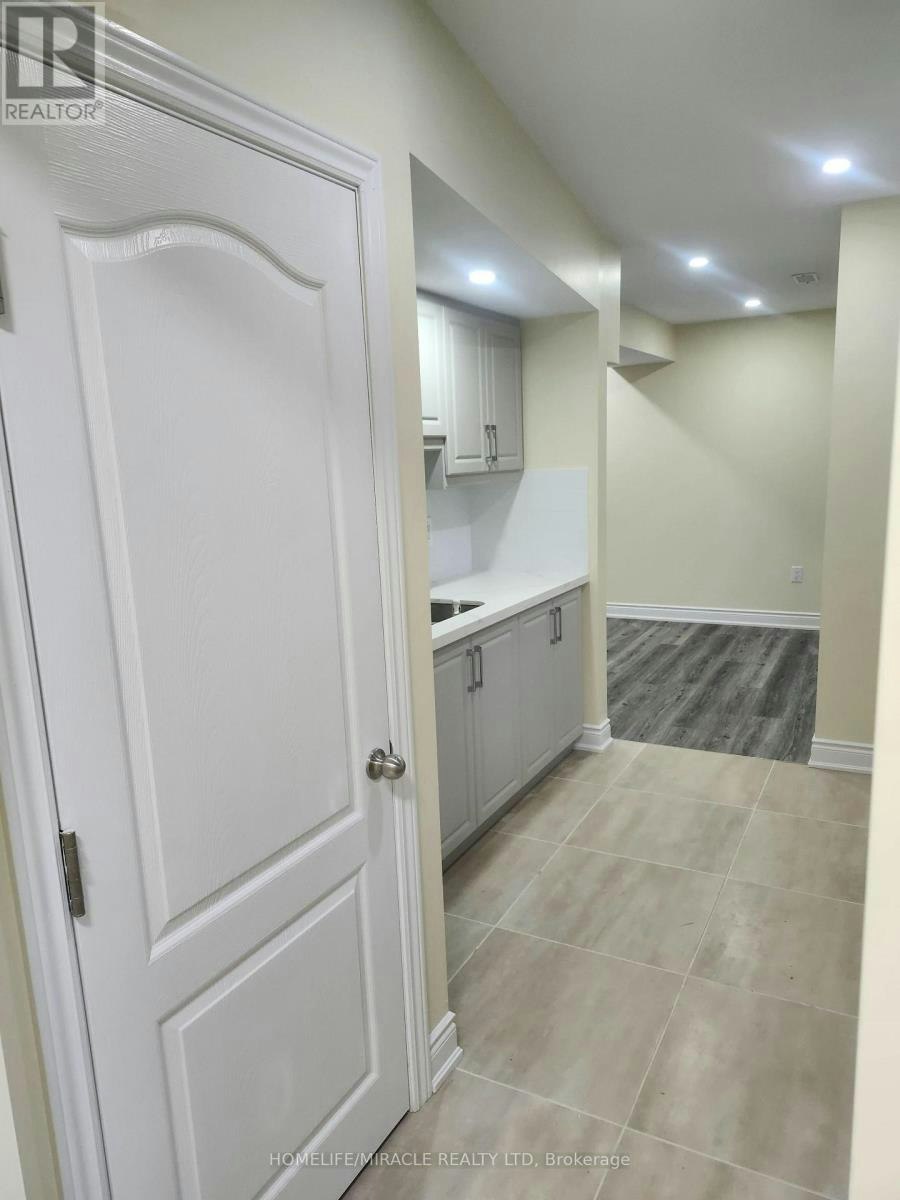 BASEMENT-6 Wall Court, Barrie, ON, L4M 5A4 - 5