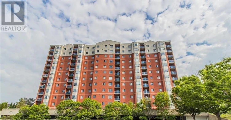 1007-30 Chapman Court, London, ON, N6G 4Y4