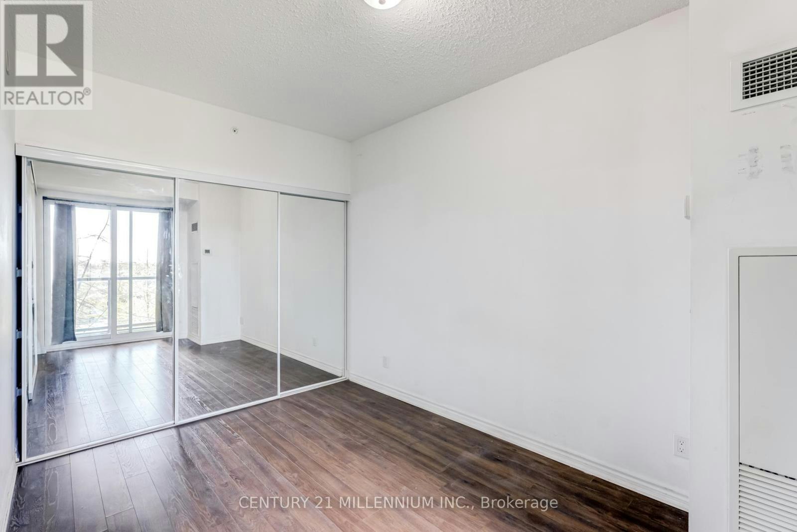 821-15 James Finlay Way, Toronto, ON, M3M 0B3 - 13