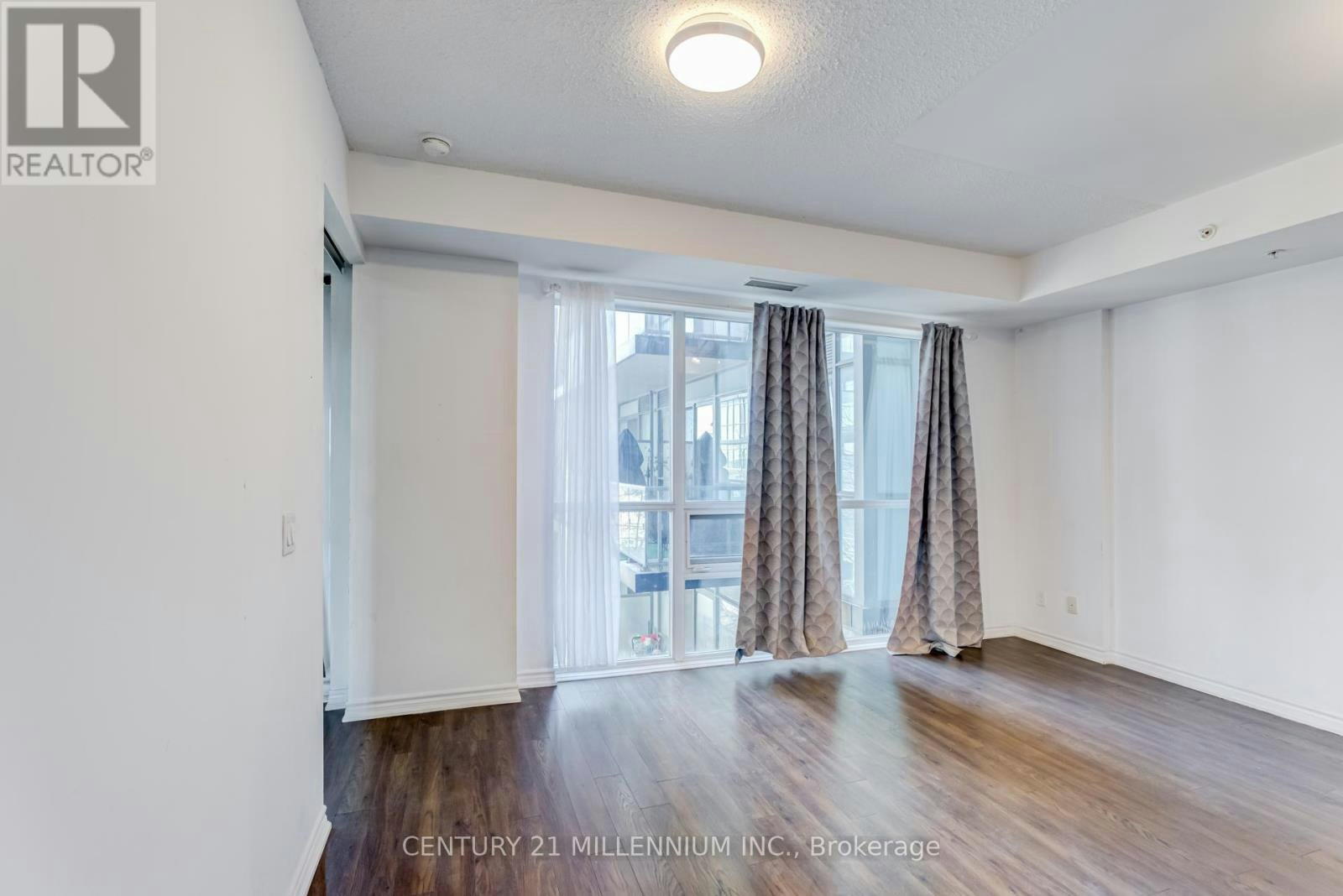 821-15 James Finlay Way, Toronto, ON, M3M 0B3 - 6