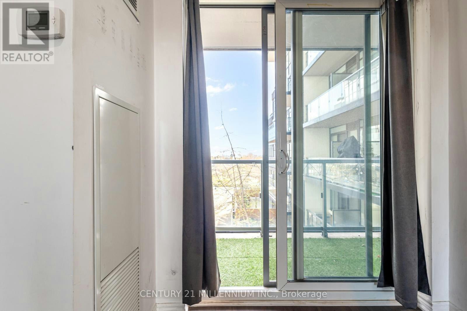 821-15 James Finlay Way, Toronto, ON, M3M 0B3 - 18
