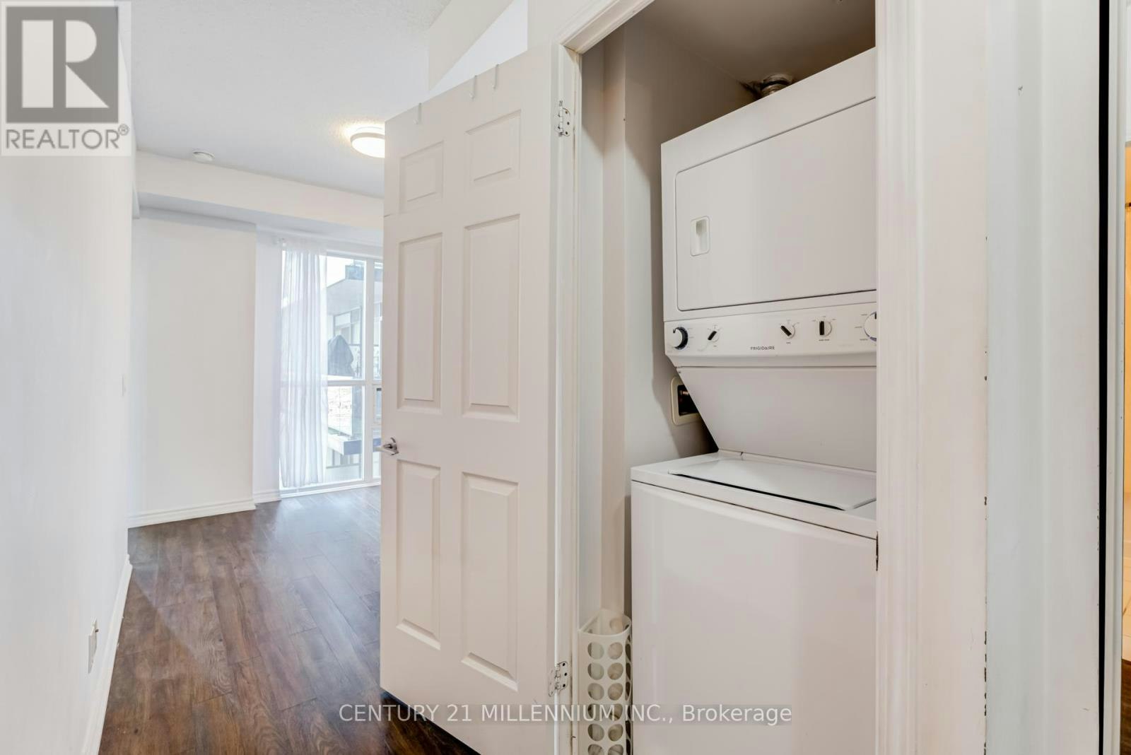 821-15 James Finlay Way, Toronto, ON, M3M 0B3 - 17