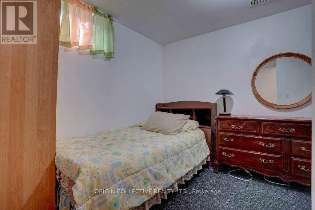 BASEMENT-42 Par Avenue, Toronto, ON, M1G 2G4 - 7