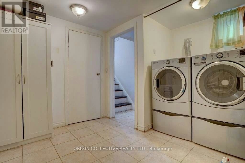 BASEMENT-42 Par Avenue, Toronto, ON, M1G 2G4 - 2