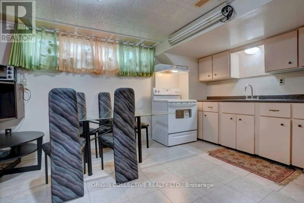 BASEMENT-42 Par Avenue, Toronto, ON, M1G 2G4 - 5