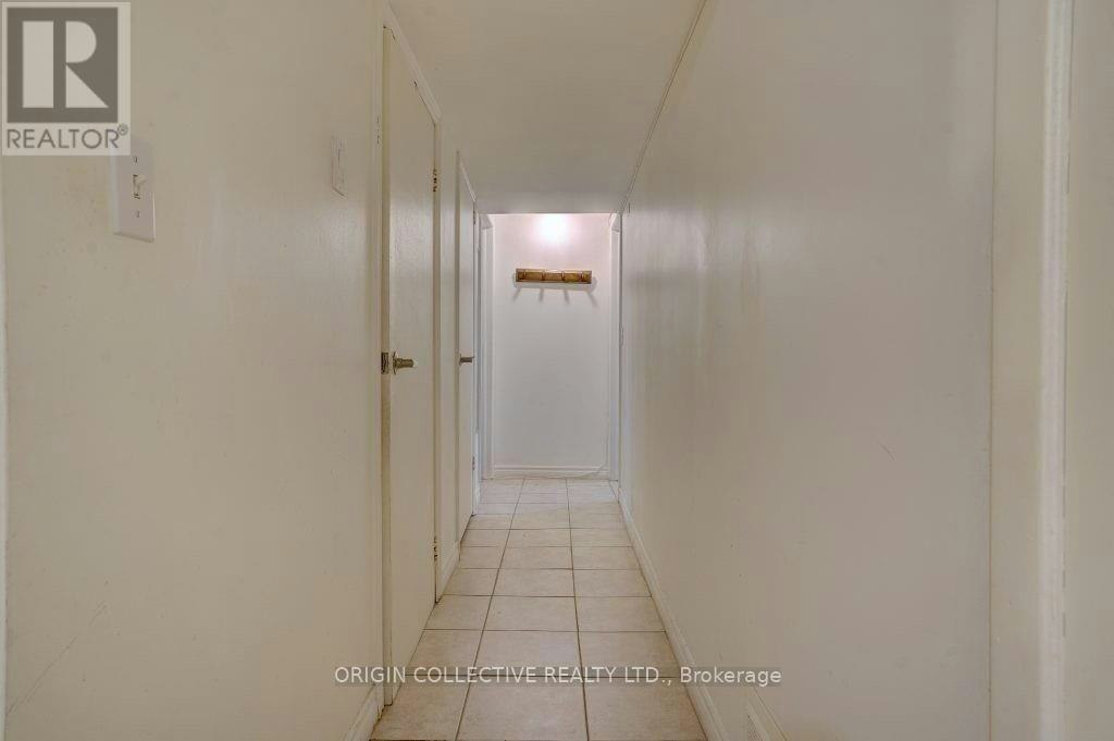 BASEMENT-42 Par Avenue, Toronto, ON, M1G 2G4 - 4