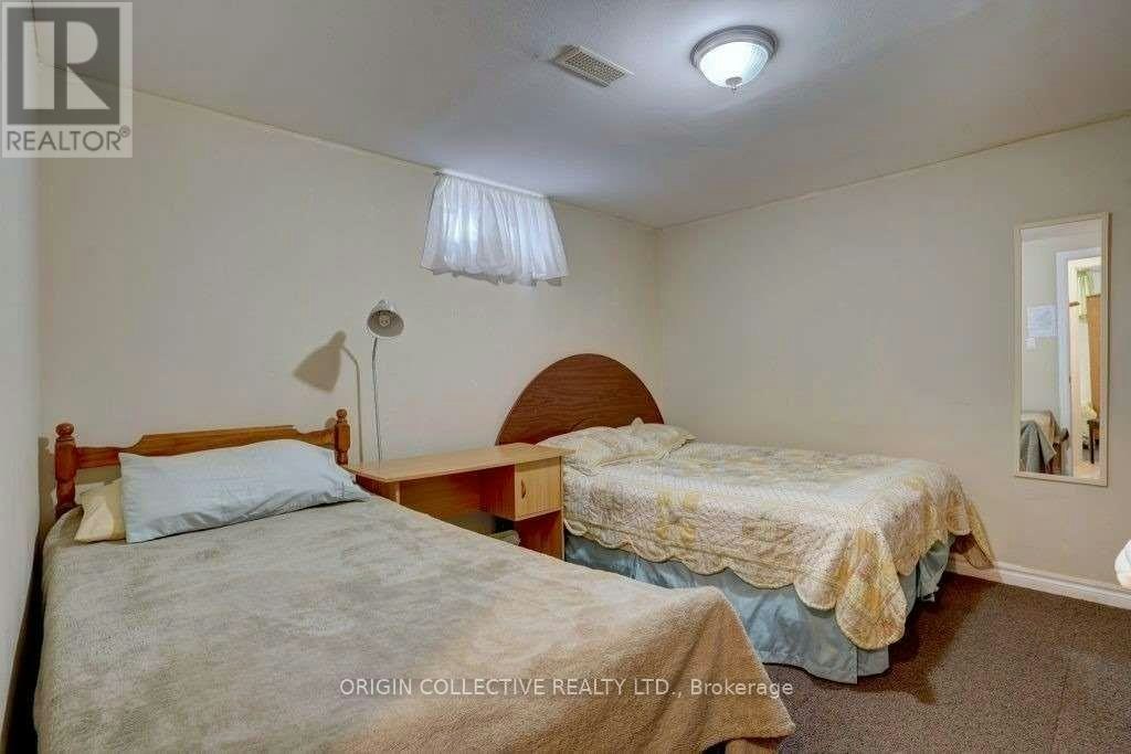 BASEMENT-42 Par Avenue, Toronto, ON, M1G 2G4 - 6