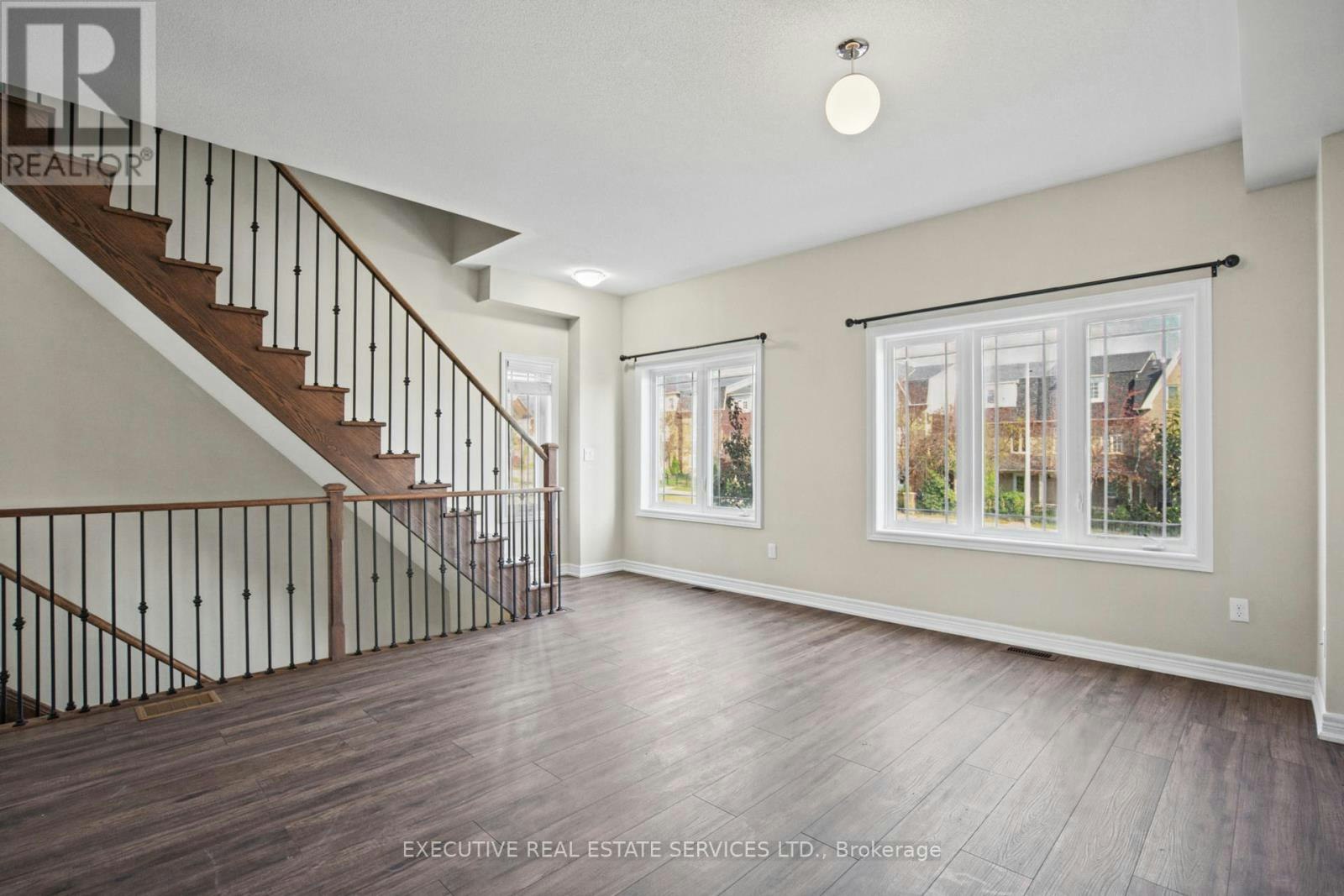 20 Waterstone Way, Whitby, ON, L1M 0M3 - 24