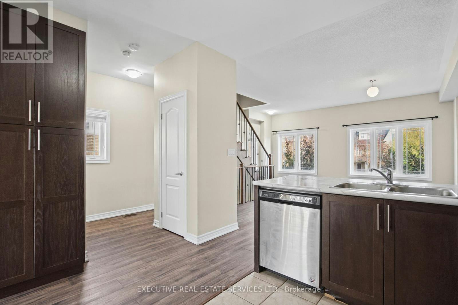 20 Waterstone Way, Whitby, ON, L1M 0M3 - 22