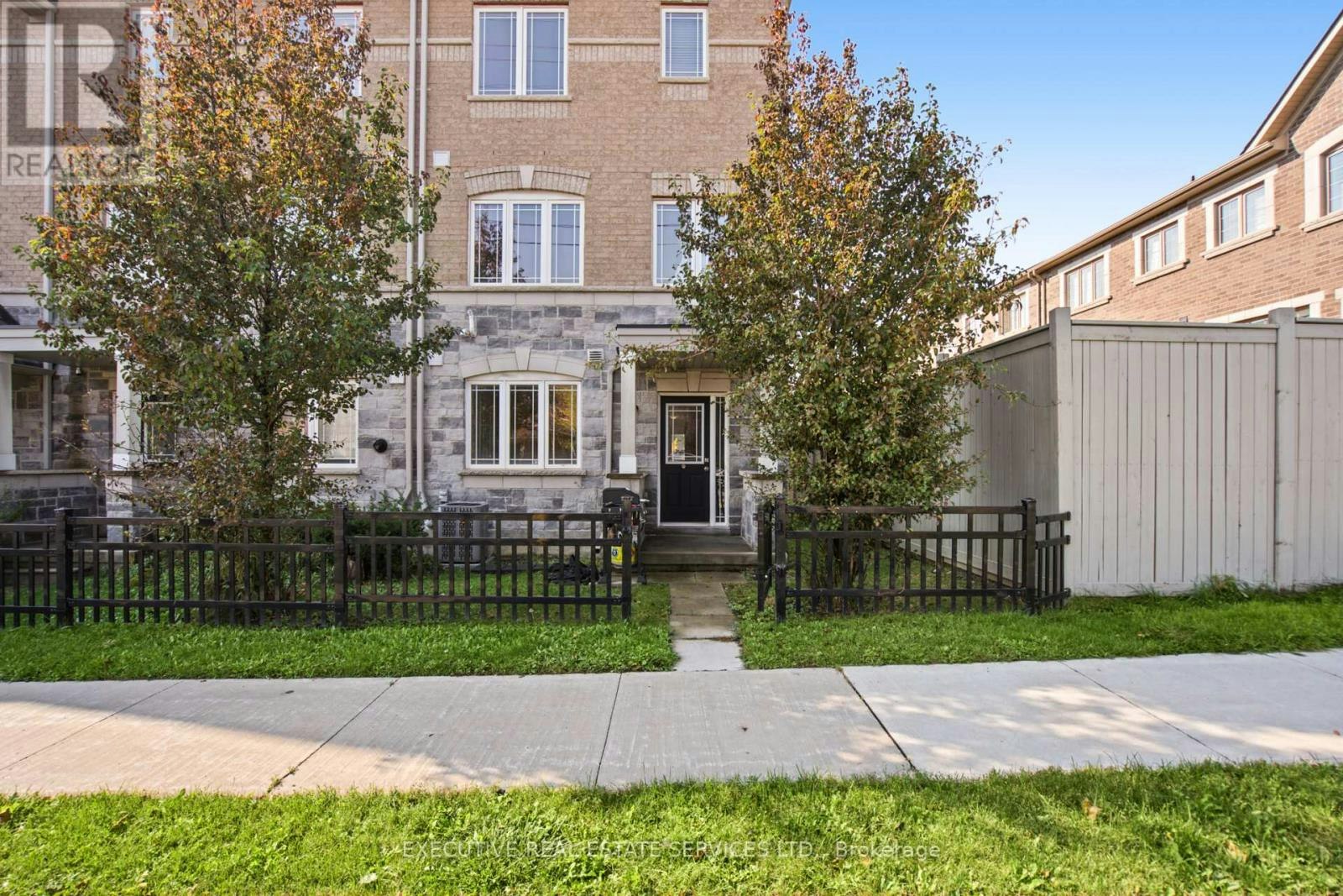 20 Waterstone Way, Whitby, ON, L1M 0M3 - 8