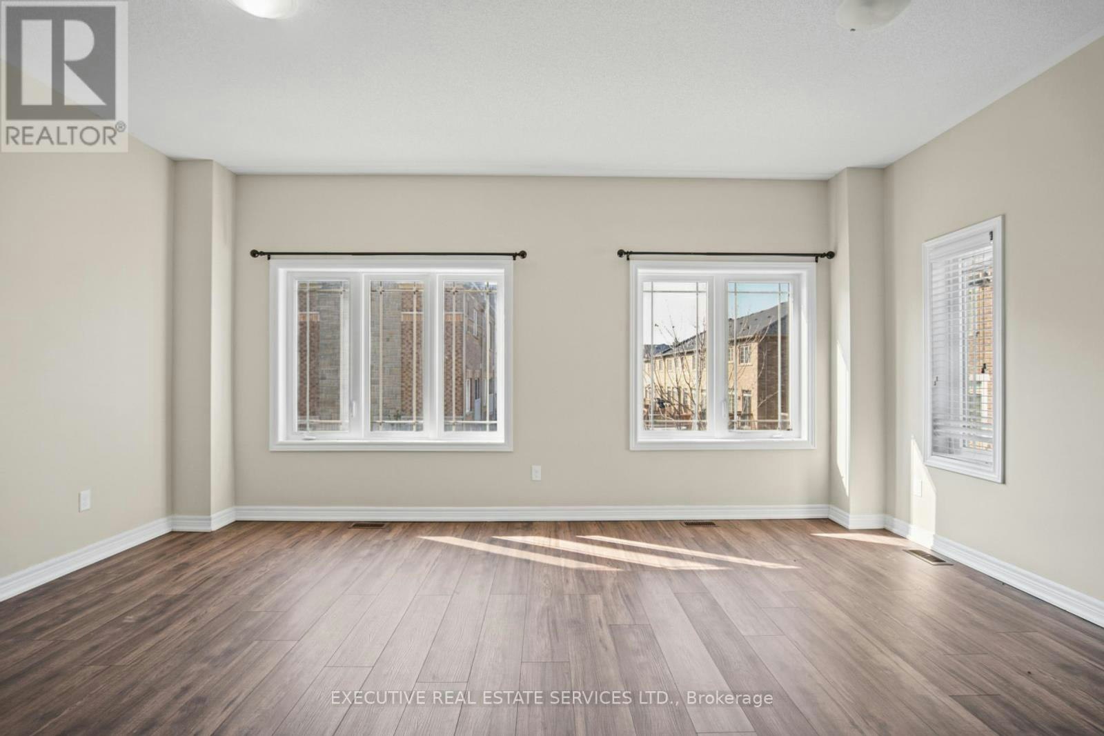 20 Waterstone Way, Whitby, ON, L1M 0M3 - 27