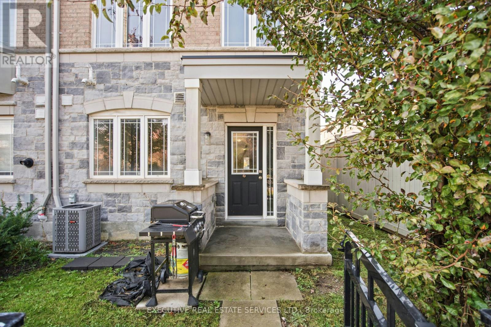 20 Waterstone Way, Whitby, ON, L1M 0M3 - 10