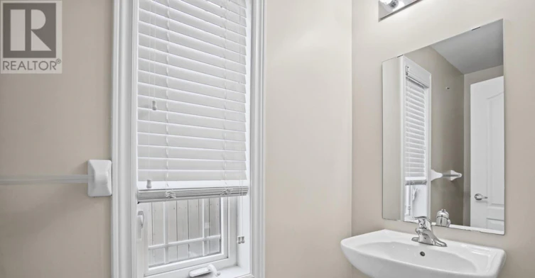 20 Waterstone Way, Whitby, ON, L1M 0M3 - 16