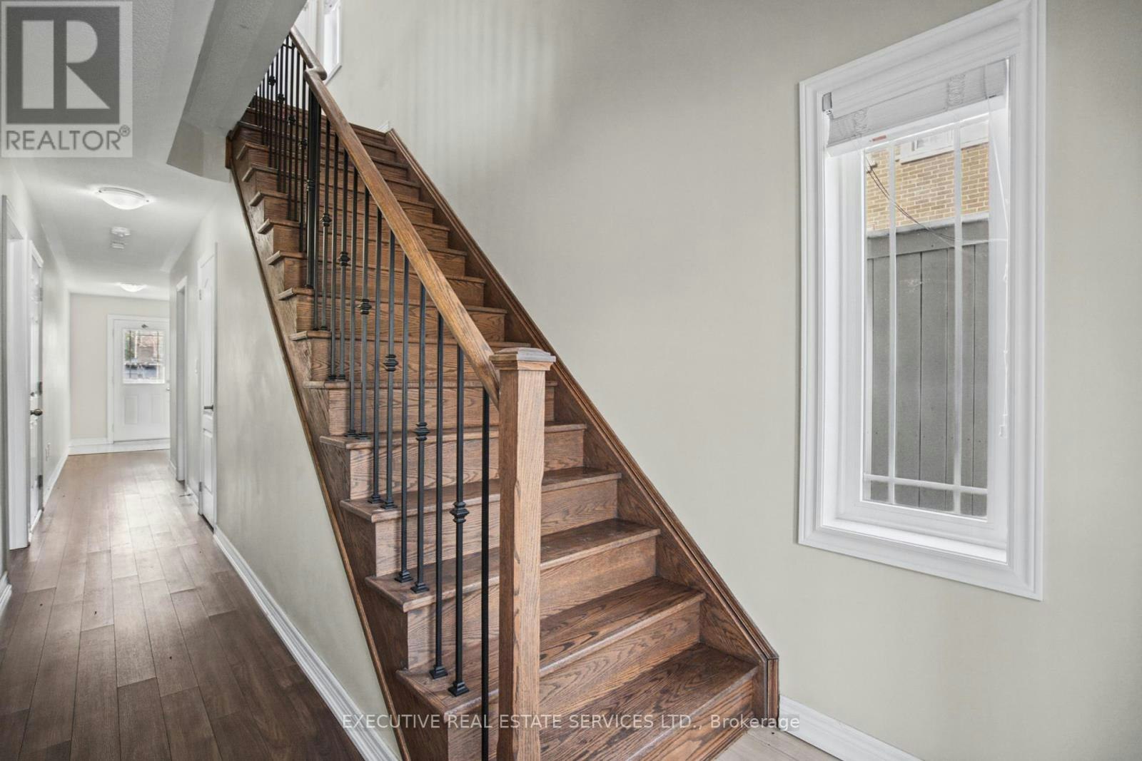 20 Waterstone Way, Whitby, ON, L1M 0M3 - 18