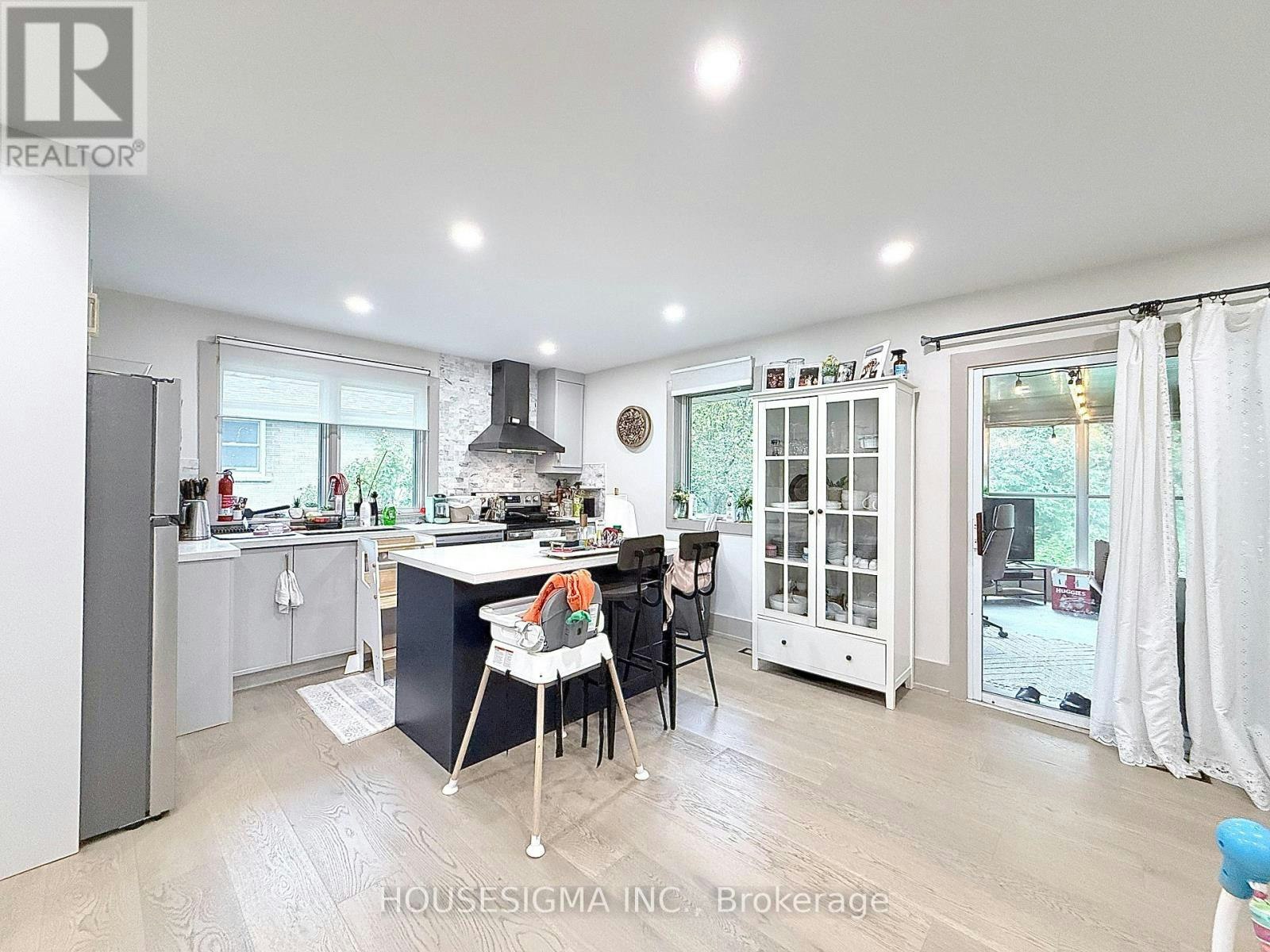 335 Lees Lane, Oakville, ON, L6L 4S4 - 10