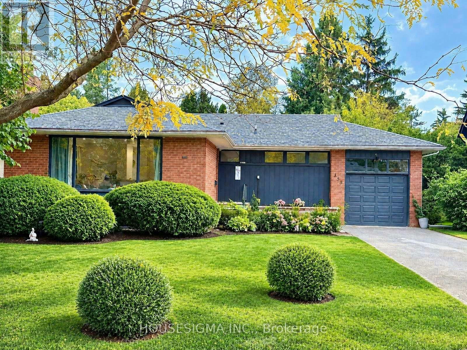 335 Lees Lane, Oakville, ON, L6L 4S4 - 2