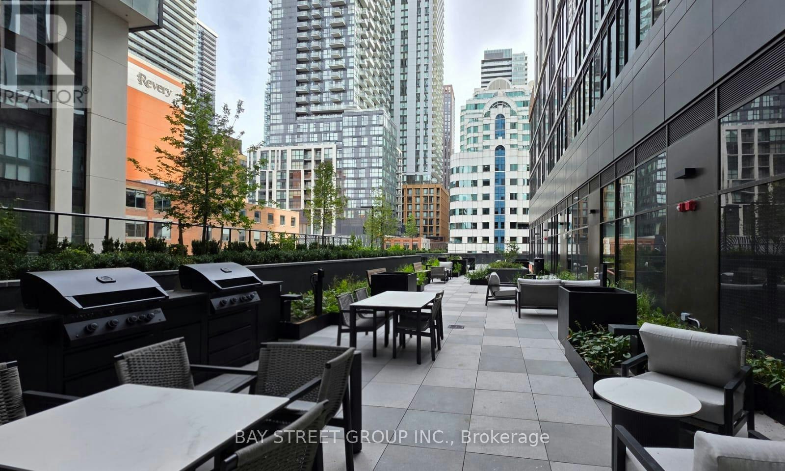 400 King Street W, Toronto, ON, M5V 0X8 - 10