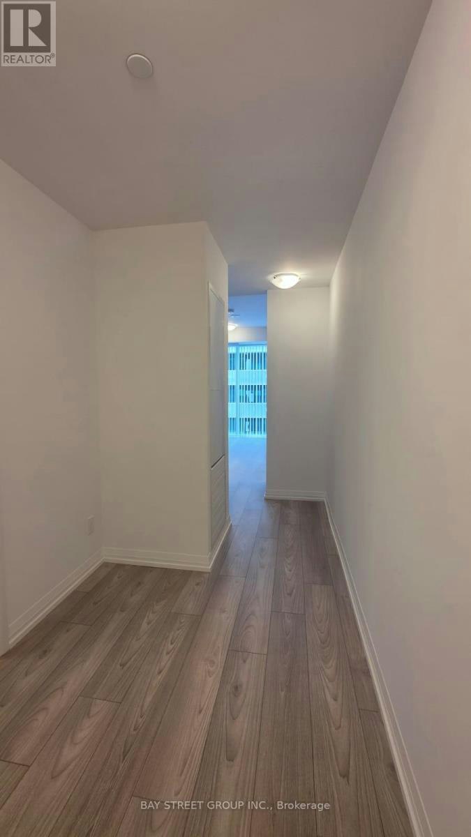 400 King Street W, Toronto, ON, M5V 0X8 - 4