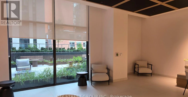 400 King Street W, Toronto, ON, M5V 0X8 - 9