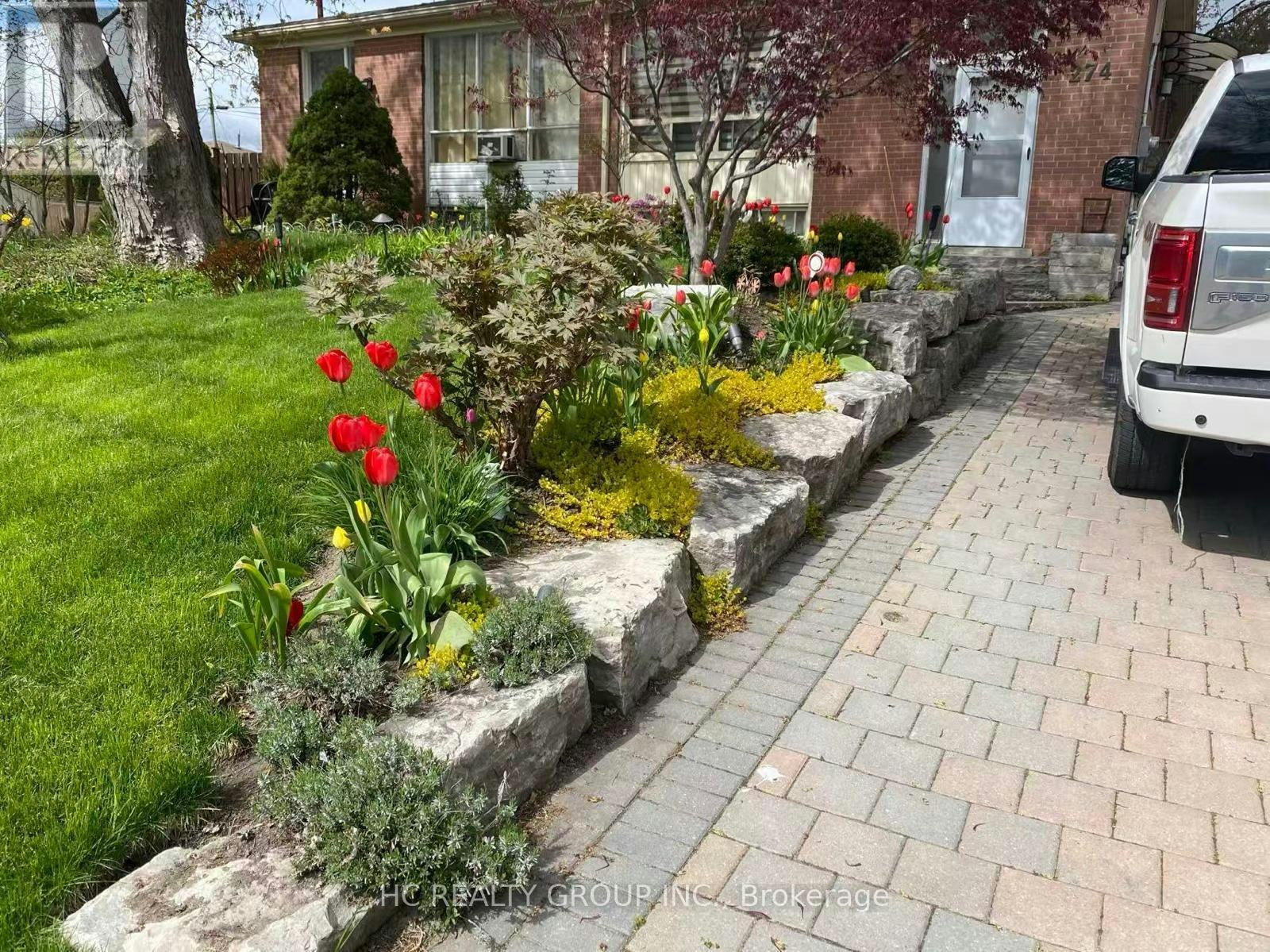 274 Browndale Crescent, Richmond Hill, ON, L4C 3J2
