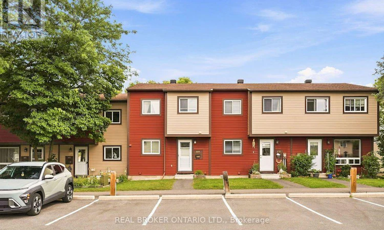119 Teal Crescent