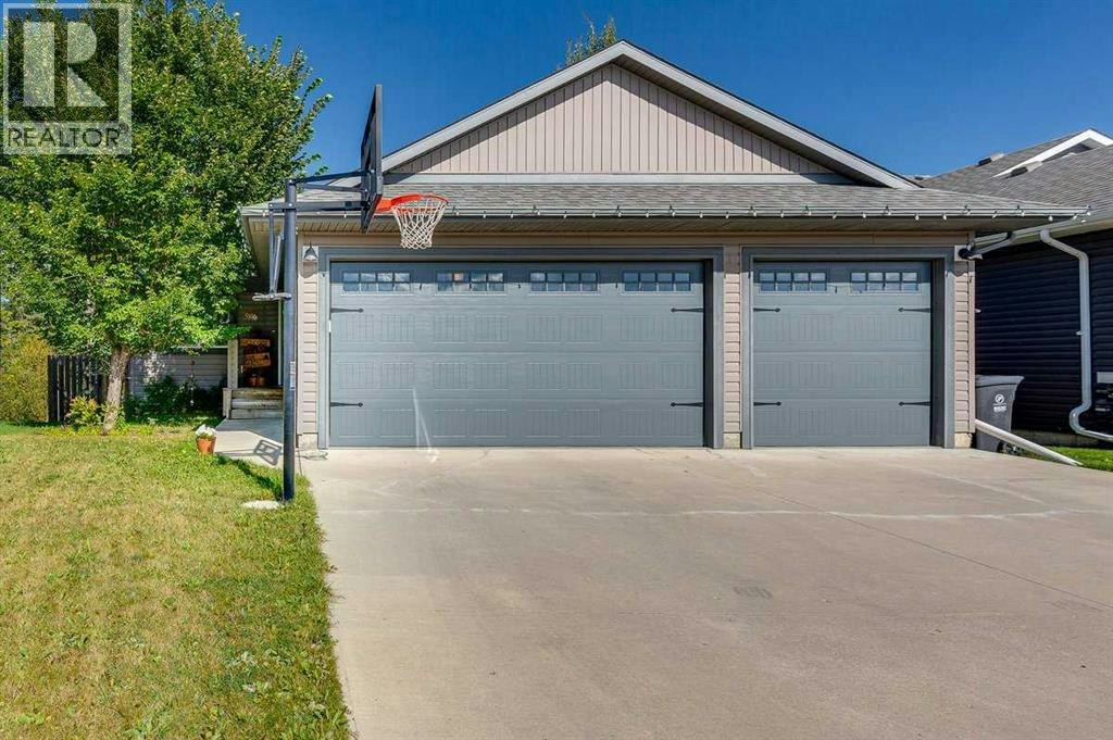 5806 45 Avenue Close, Rocky Mountain House, AB, T4T 0B5