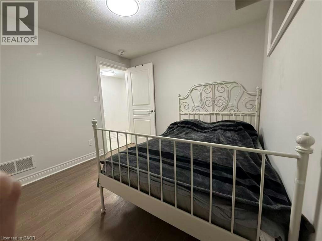 117 Eaglecrest Street, Kitchener, ON, N2K 0C4 - 10